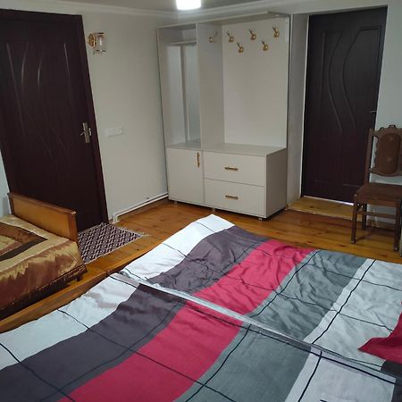 Ni- Ke Otel Tskaltubo Oda fotoğraf